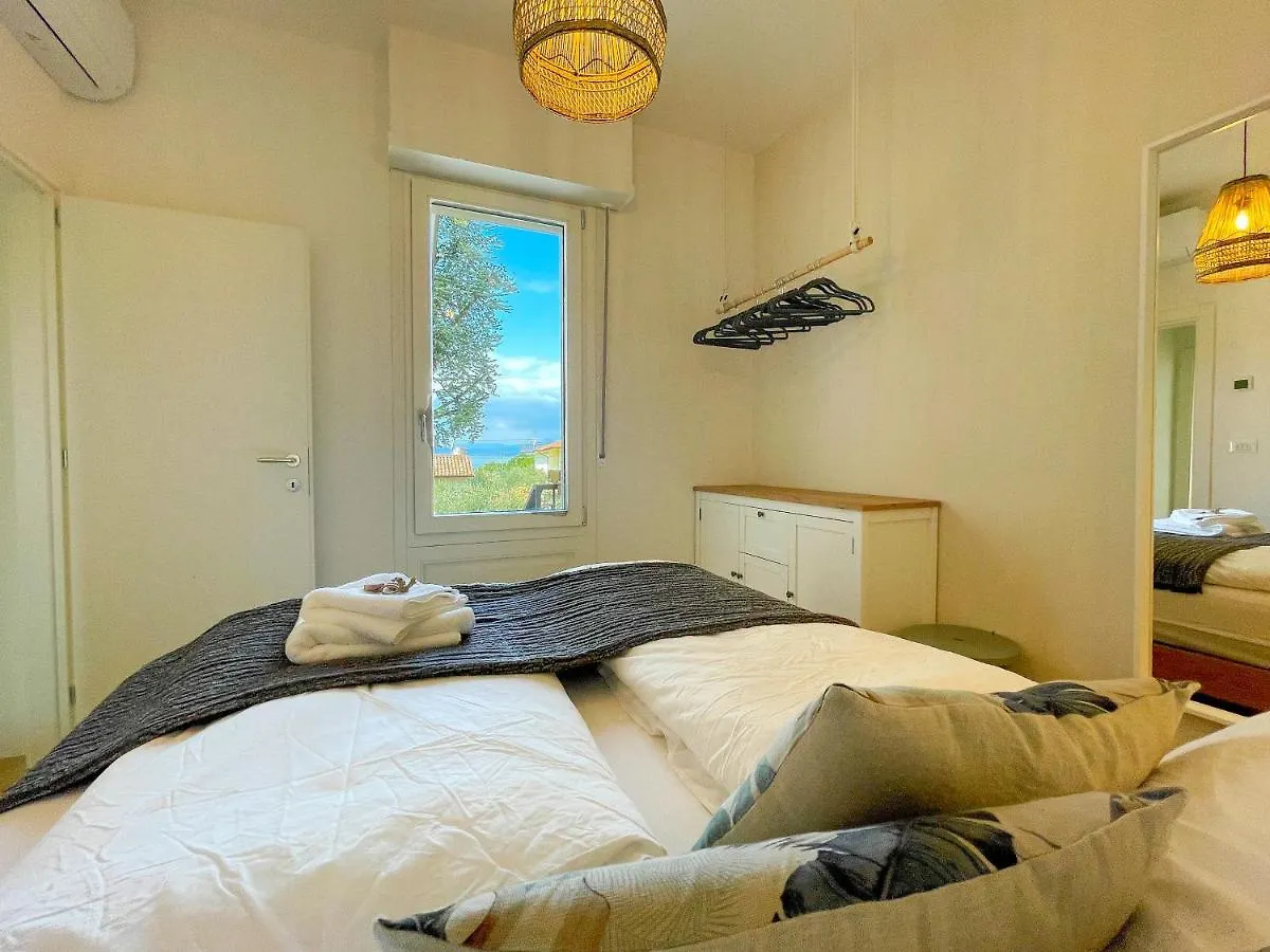 Дом отдыха *Neu* Charmante Villetta Oliveto Pool*3Min Zum See Италия